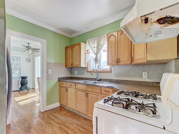 5th image of 9344 220th St