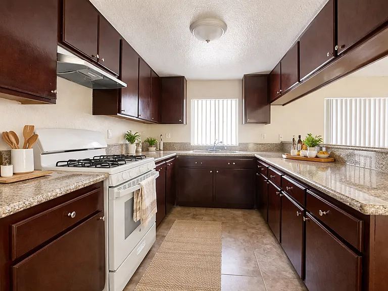 8926 Burnet Ave Property — Photo 6