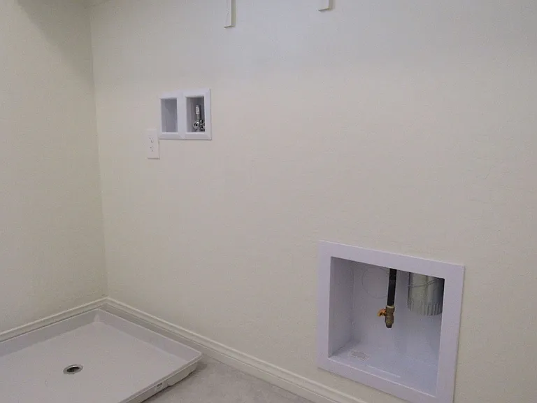 8663 Reynolds Spring St — Photo 15