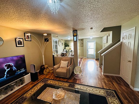 5th image of 10834 Albertson Dr