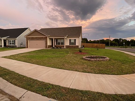 3rd image of 2800 Valley Farms Dr