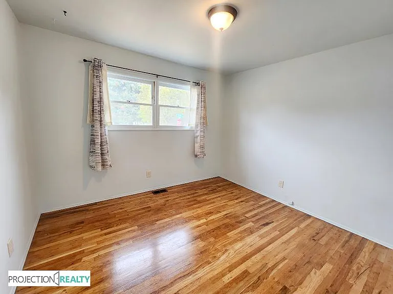 5110 N Newark St — Photo 13