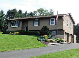 752 S Mink Rd, Bath, PA 18014