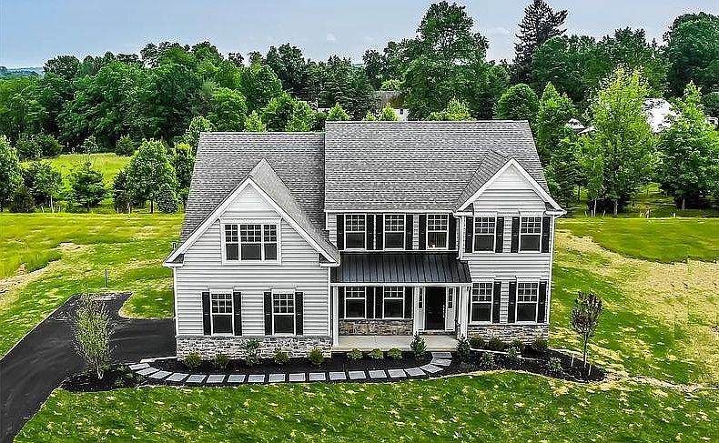 2nd image of 23 Tulip Tree Way