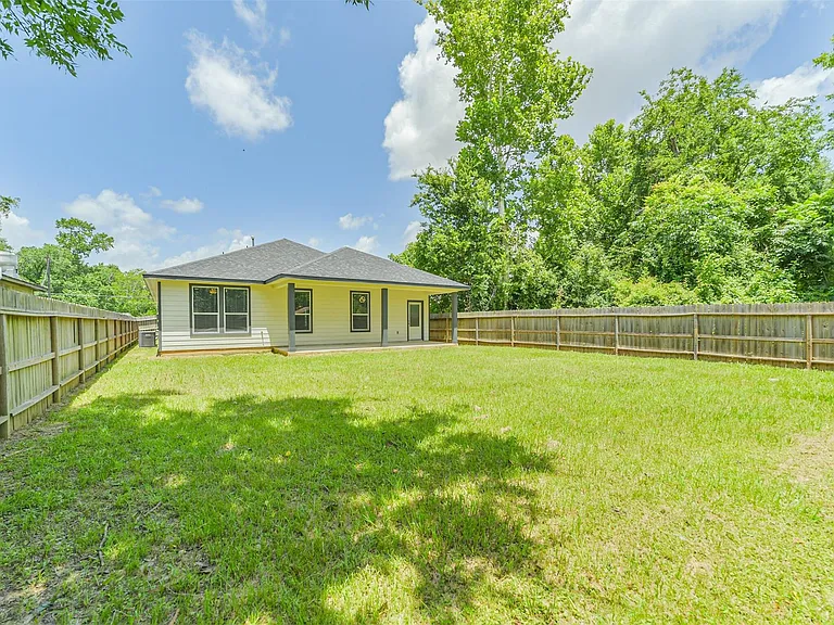 1016 Rachel B Scott St — Photo 33