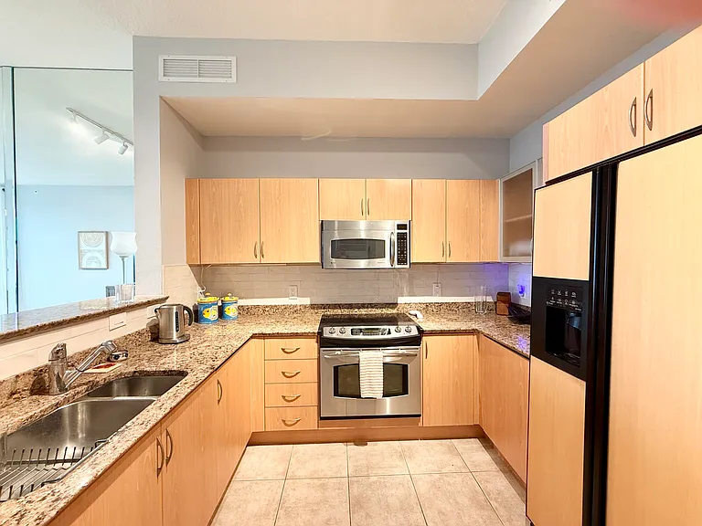 804 E Windward Way #Penthouse 15 — Photo 22