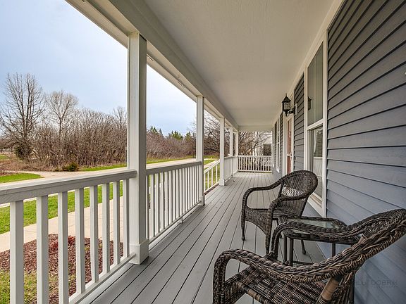 Full Length Front Porch