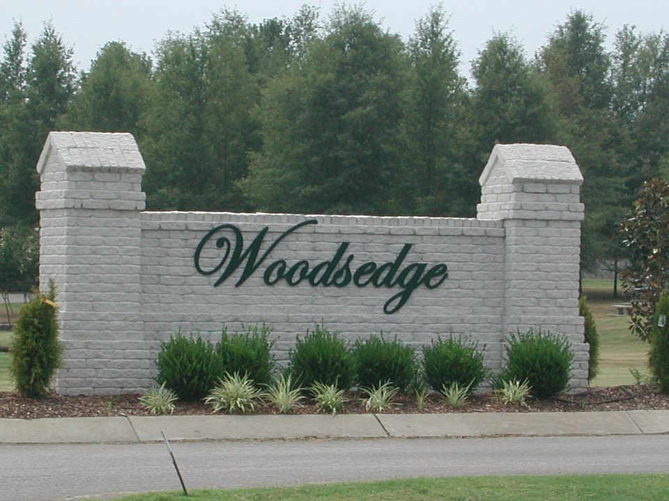 1st image of 125 Cottonwood Dr