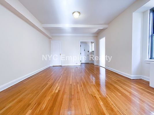 1st image of 710 2nd Ave #11D