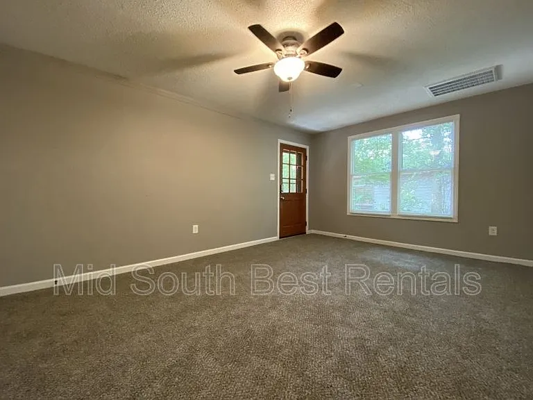 1710 Wolfe St #A — Photo 5