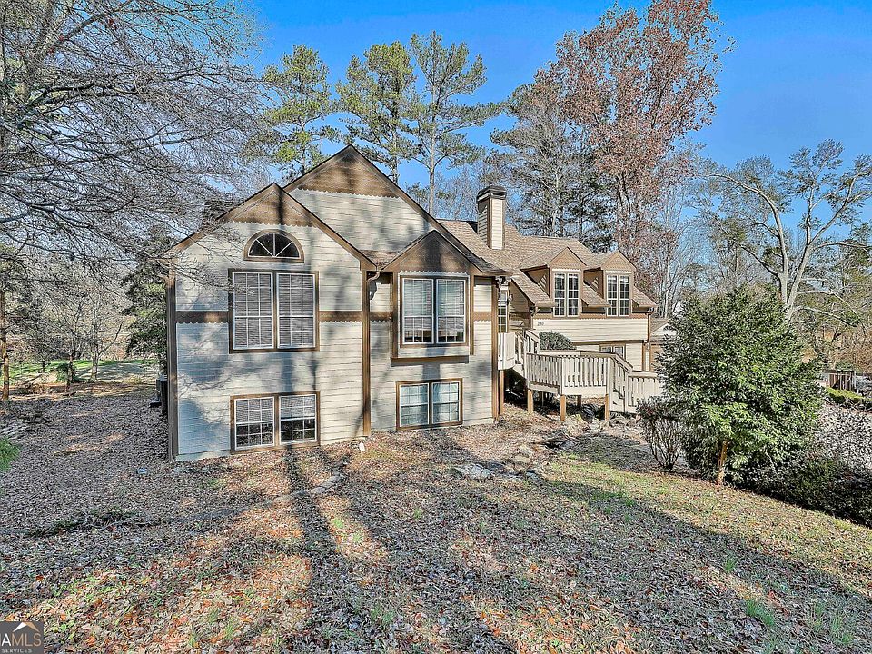 1st image of 200 Valley Brook Dr