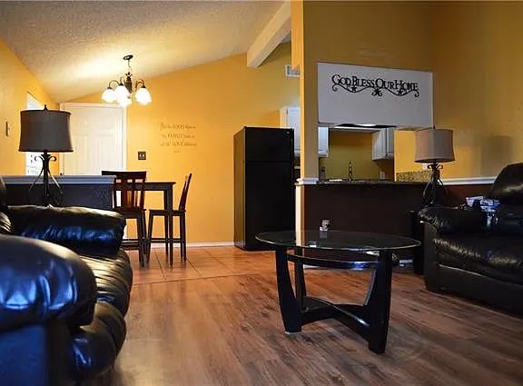 3rd image of 3 Tanager Ct
