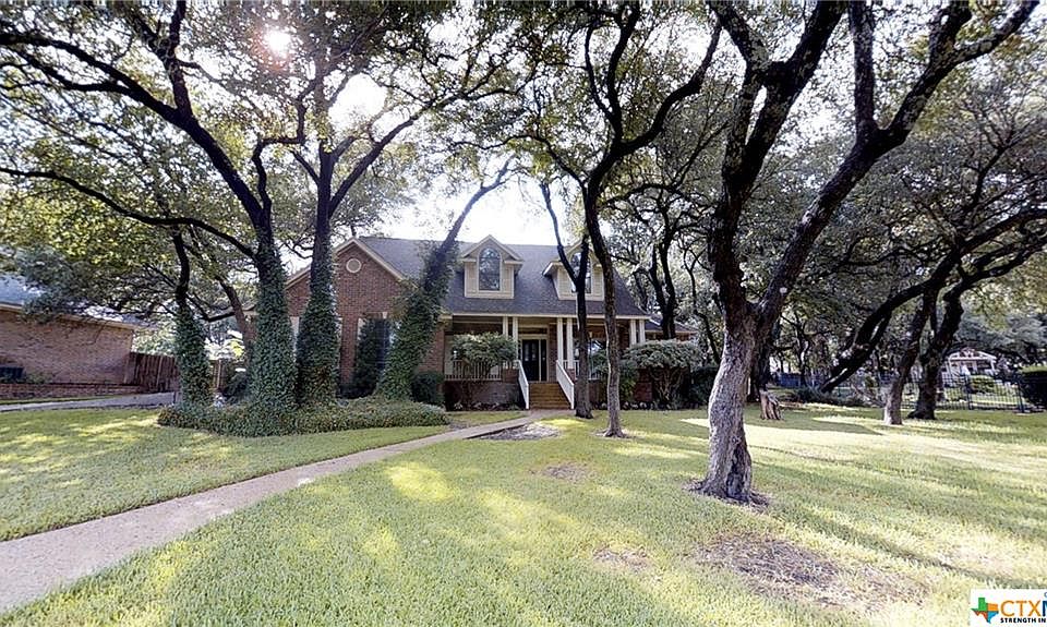 1st image of 1060 Crescent Dr