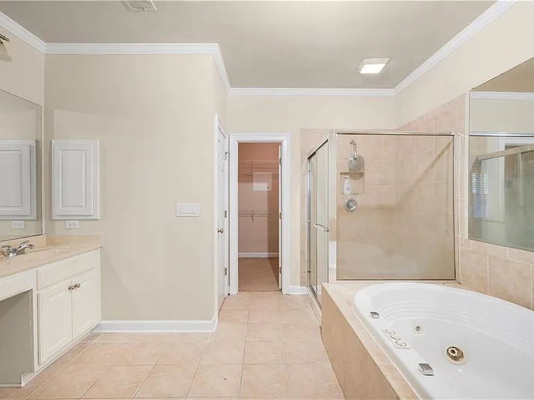 3405 Regent Pl SW — Photo 24