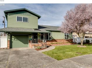 1444 Modoc St, Springfield, OR 97477