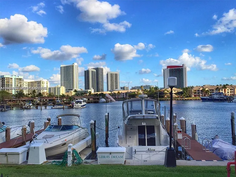 600 Three Islands Blvd #705 — Photo 33
