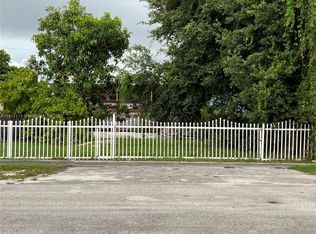 3339 NW 53rd St, Miami, FL 33142