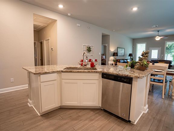 5th image of 6906 Water Glen Ln
