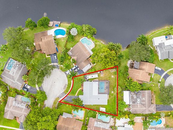 3rd image of 8742 SW 51st Pl