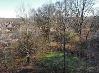 148 Rocky Point Rd, Cordova, TN 38018