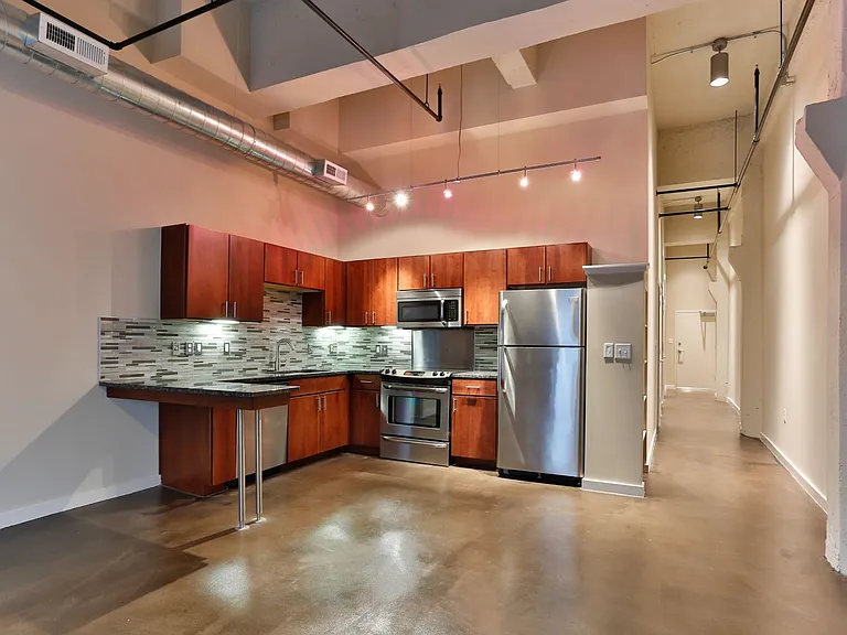 Riverview Lofts — Photo 44