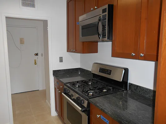 Rented by Carlyle Property Management | media 1