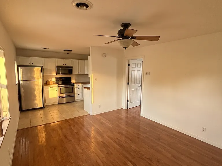 1500 Luttrell St #7 — Photo 2