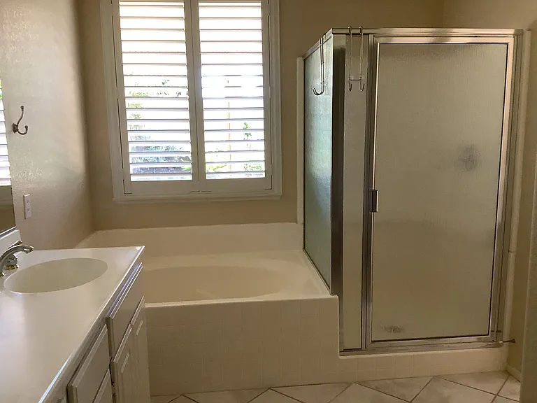31775 Emerald Dr — Photo 12