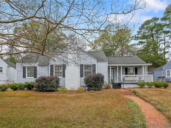 597 Greenland Dr, Fayetteville, NC 28305