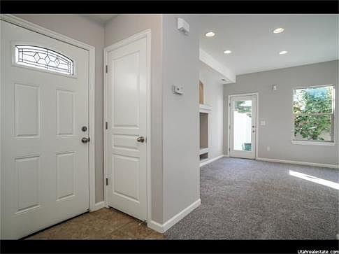 2nd image of 1431 W Stone Meadow Dr