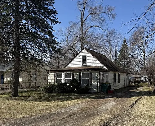 633 Bagley Ave Photo 1