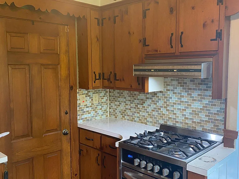 98 Main St #3 — Photo 9