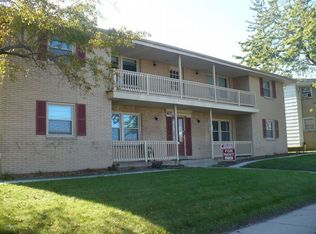 8665 W Fond Du Lac Ave, Milwaukee, WI 53225