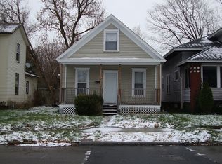 2216 Kemble Ave, South Bend, IN 46613