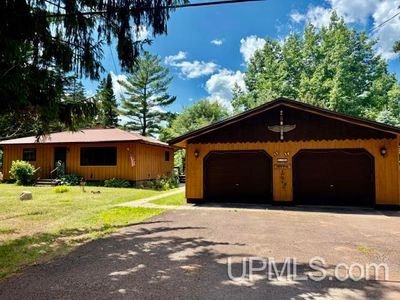 N11281 Lake Rd, Ironwood, MI, 49938