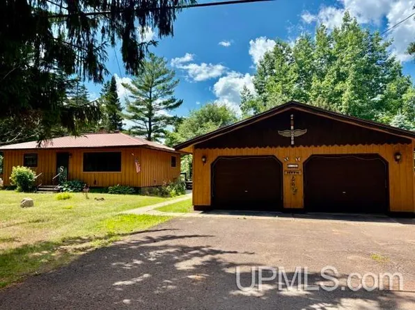 N11281 Lake Rd, Ironwood, MI 49938