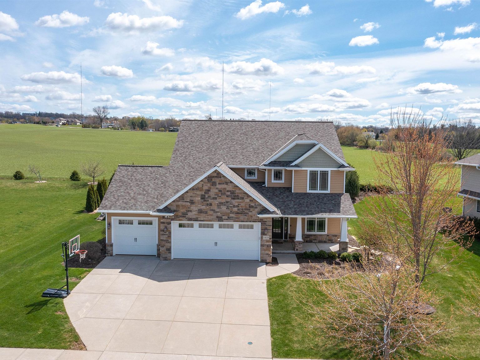 1418 Angels Path, De Pere, WI 54115 MLS 50280156 Zillow