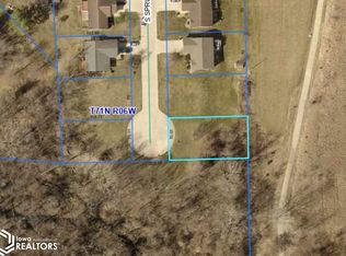 1518 S Spruce Ave, Mount Pleasant, IA 52641