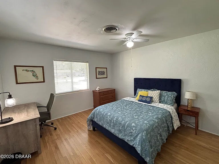 43 Warwick Ave — Photo 25