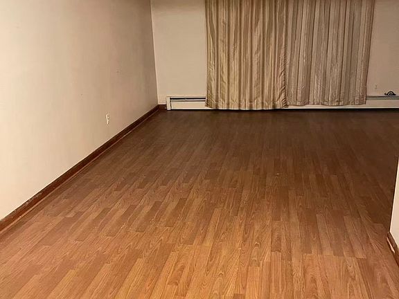 2nd image of 136 Sunshine Dr