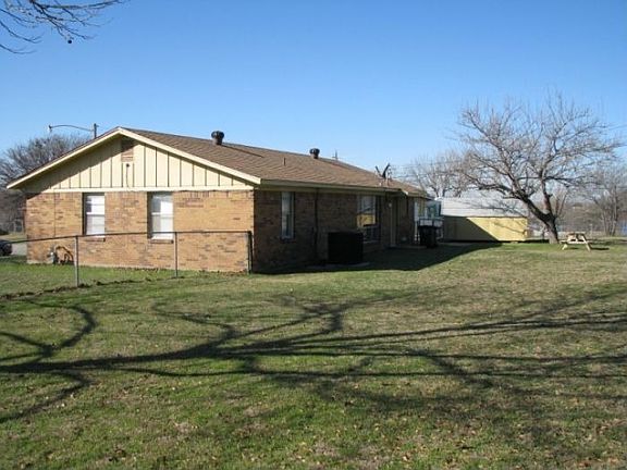 2nd image of 4912 Camille Ct