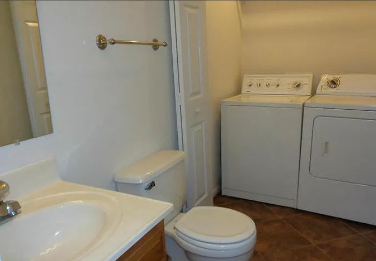 61 Bertram Blvd — Photo 15