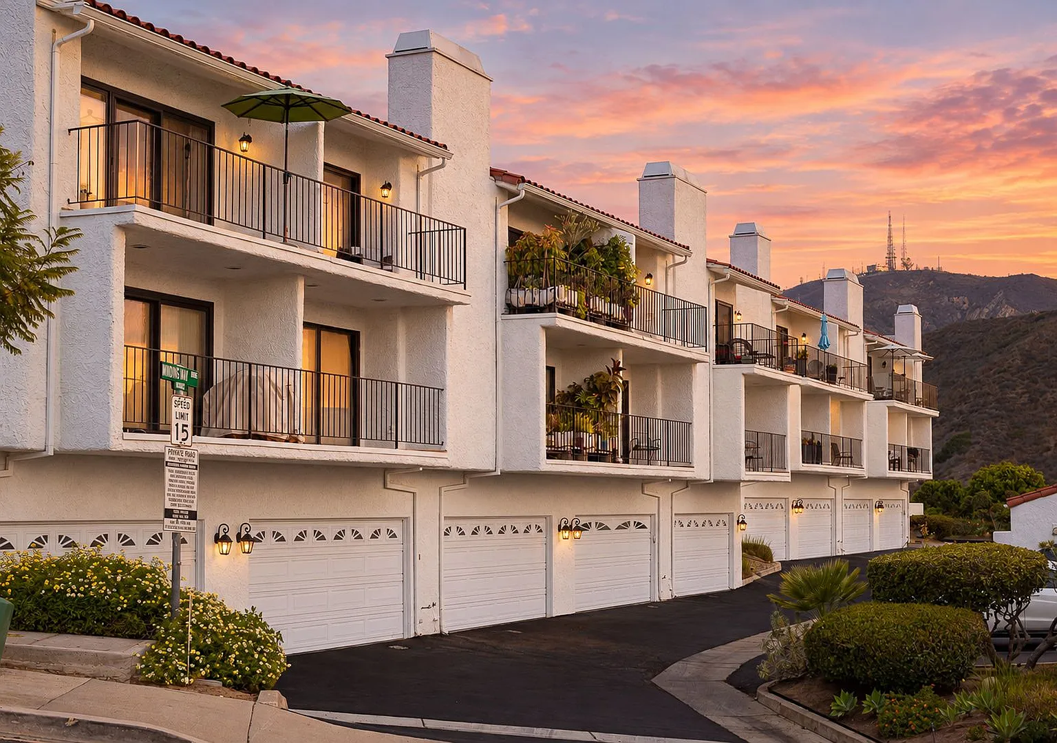 2 Bedroom + 2 Bathroom Condo | Seaview Hills | Ventura | Unfurnished — Photo 1