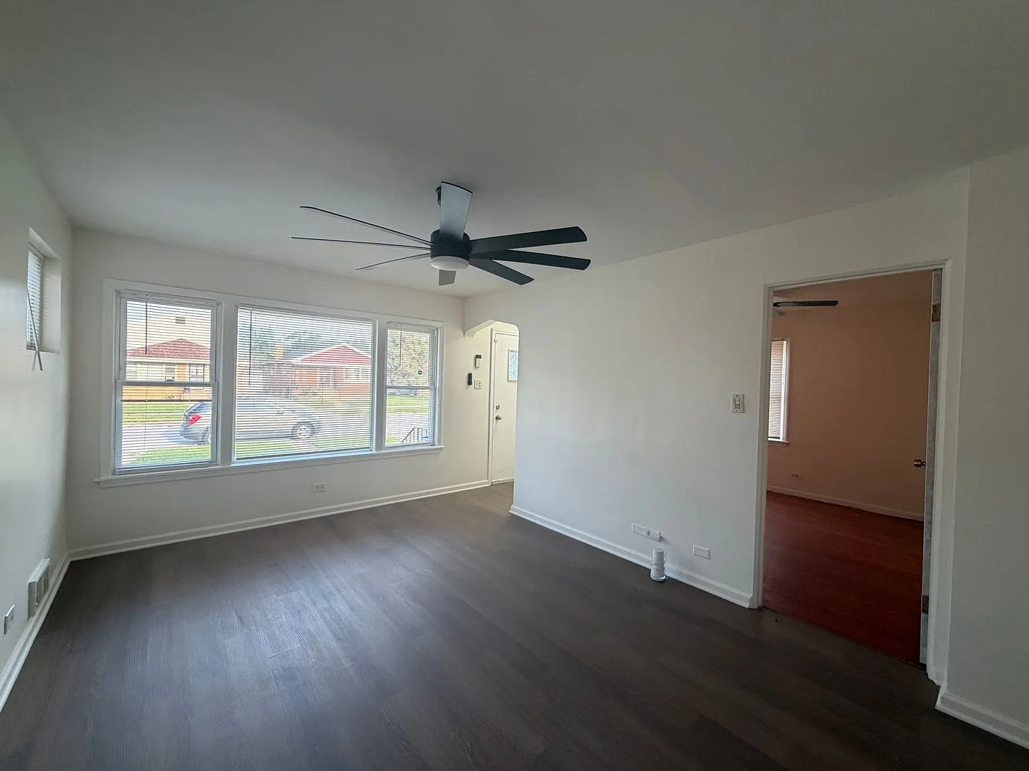 Updated Brick Ranch with 3 Bedrooms and Finished Basement — Photo 4