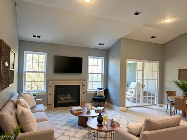 668 Honeybrook Cir, Stewartsville, NJ 08886