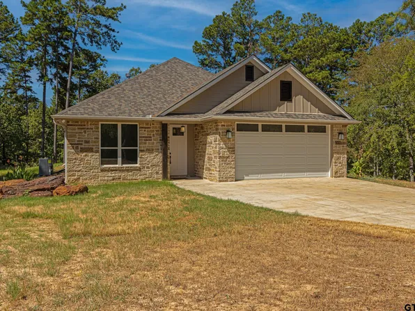 500 Private Road 8454, Palestine, TX 75803