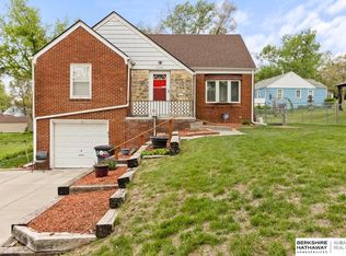 7114 N 34th St, Omaha, NE 68112