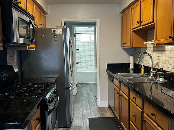 2nd image of 3932 9th Ave Unit 1