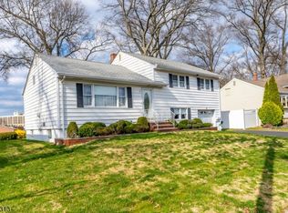 46 Grand St, Clark, NJ 07066