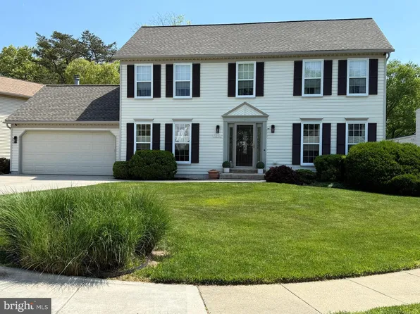 5593 Ann Peake Dr, Fairfax, VA 22032